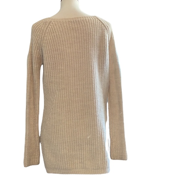 Brandy Melville textured sweater - Picture 2 of 6